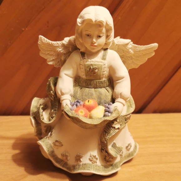 Sarah's Angels "Autumn" Figurine - Picture 5 of 6